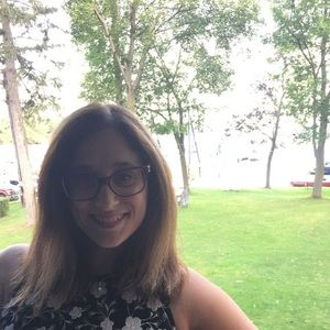 Meet your Posher, Andrea